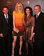 Hans Van Byle (Henkel), Franziska Knuppe, Tina Müller  (Henkel), Norbert Koll (Henkel) (Foto: MartiN Schmitz)